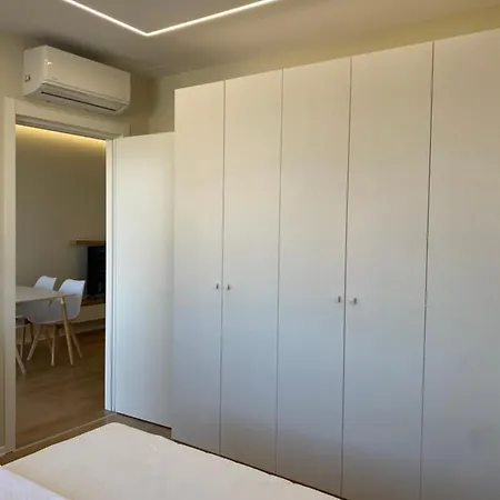 11 Apartament Tirana